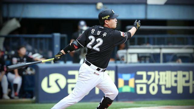 kt 주전 포수 장성우, 허리 미세 통증…선발 라인업 제외