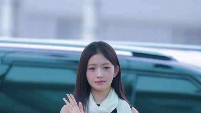 오늘자 아이브 레이 사모님 포스