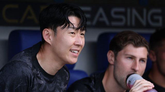 ‘이적설’ 손흥민, 주장 완장 차고 무득점 ‘부진’…결국 토트넘서 프리시즌 시작했다