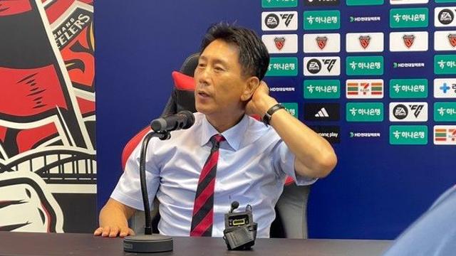 [케터뷰] '2-3 대역전패' 포항 박태하 감독 