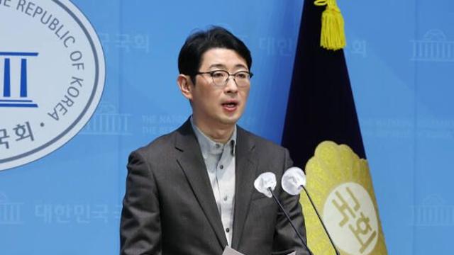 [속보] 주진우 “중수청 신설은 나랏돈 빼서 민주당에 꼬리 흔드는 새 검찰 만들기”