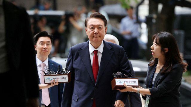 특검, 윤석열 구속기소...조기에 재판 넘긴 이유는?