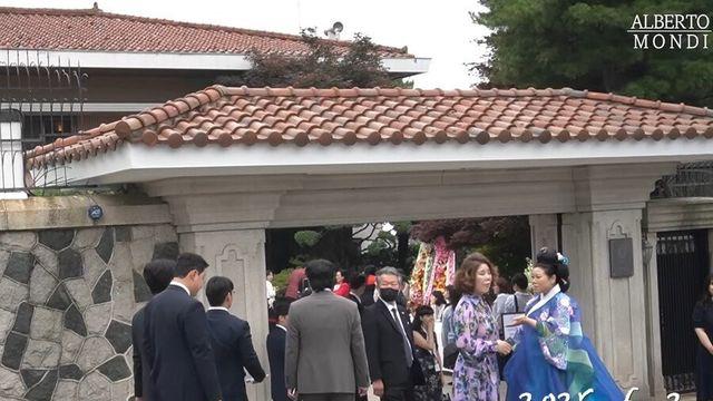 이례적으로 '한복'을 입은 주한 이탈리아 대사 