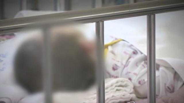 생후 8개월 아기 도로 방치한 30대, 징역형...