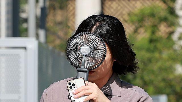[날씨] 극한호우 물러가고 다시 찜통더위…곳곳 소나기도