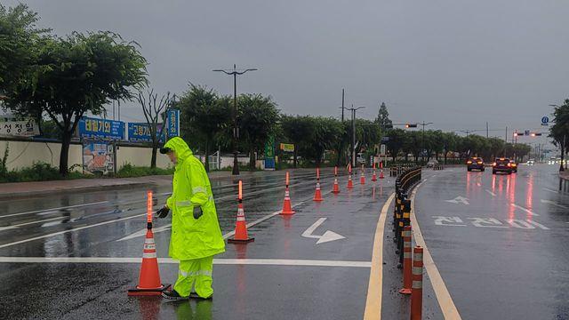 [속보] 가평군, 호우로 국도 75호선 및 마일교 구간 통제…우회 당부