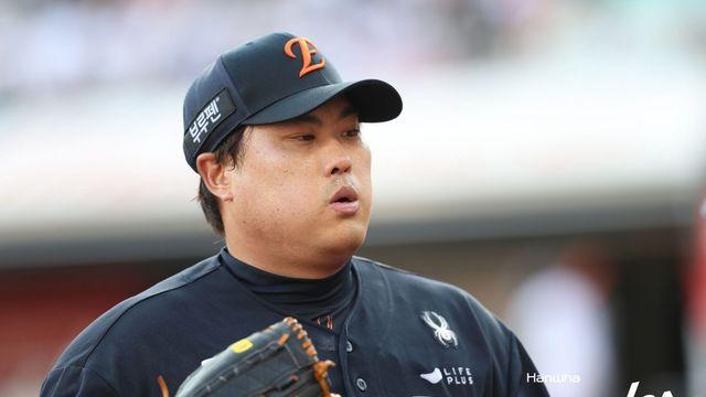 한화 9연승 이끈 춤추는 체인지업…51일 만에 승 거둔 류현진, 후반기 순항 신호탄 [SD 수원 스타]