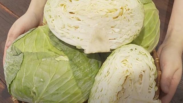 양배추가 '이런 상태'라면 돈 아까워도 당장 버리세요