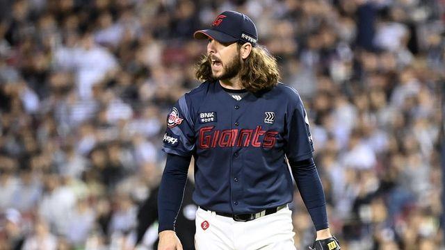 '사직 예수' 윌커슨, 세인트루이스와 마이너 계약→둥지 옮겼다…'KBO 역수출 신화' 페디와 한솥밥?