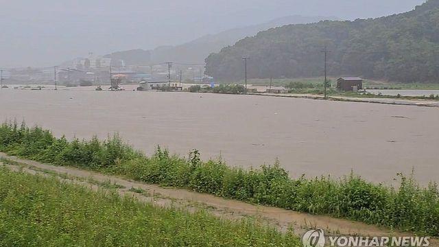 與지도부 충남 아산 수해 현장行…