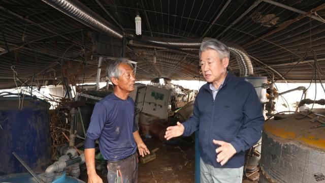 호우 피해현장 방문한 강호동 회장…