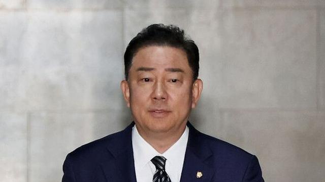 김병기 