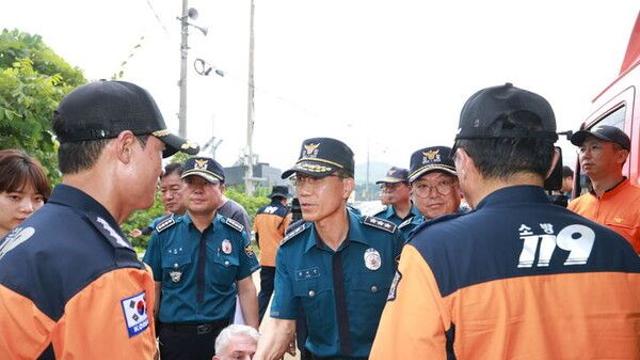 가평 찾은 경찰청장 대행 