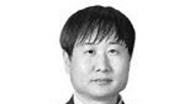 [기자수첩]평교사 출신 교육부 장관이 필요한 이유