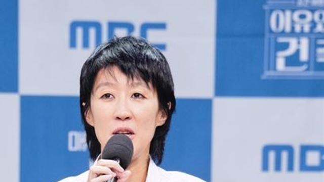 홍진경, '정치색 해명' 후 신중 모드 