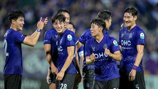 [케리뷰] 김보경 ‘환상 프리킥 데뷔골·PK 유도’ 안양, 대구에 4-0 승 ‘3연패 탈출’