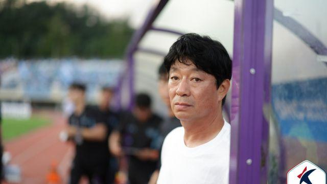 ‘부임 후 7G 무승’ 김병수 감독 한숨 “퇴장이 악재로 작용, 이른 실점으로 계획 꼬여” [IS 패장]
