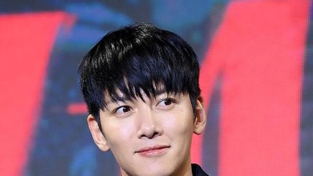 '진짜 어른 남자' 지창욱 미담 확산…