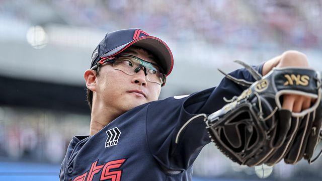 꼴찌에 지고도 LG 덕에 지킨 3위…에이스 절실해진 롯데, 다시 박세웅의 시간