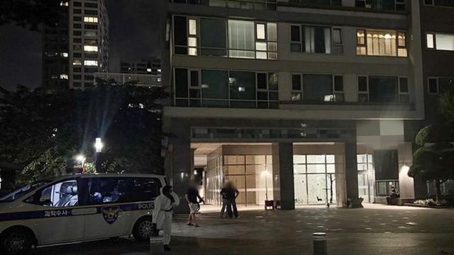자기 생일날 가족 앞에서 아들 살해…'인천 총격' 60대 도주 우려로 구속