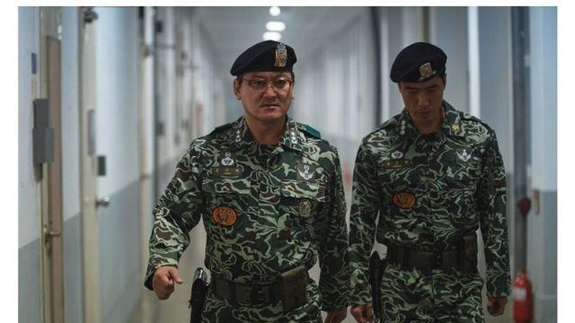 영화  특전사령관 캐릭터를 본 양덕의 반응