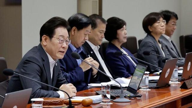 이 대통령 “음주가무 공직자 엄단···수해 복구·산재 예방엔 행정 속도 높여야”