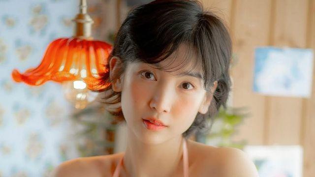 이해인, 페일 핑크 '시스루 슬립'으로 완성한 로맨틱 근황 공개