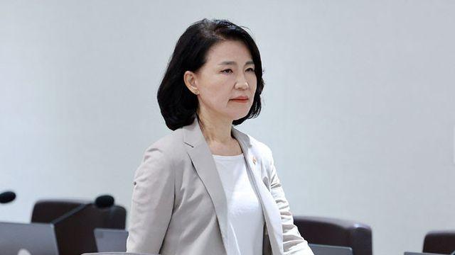 대통령실, 이진숙 방통위원장 휴가 신청 반려