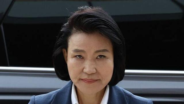 대통령실, 이진숙 방통위원장 '여름휴가 신청' 반려