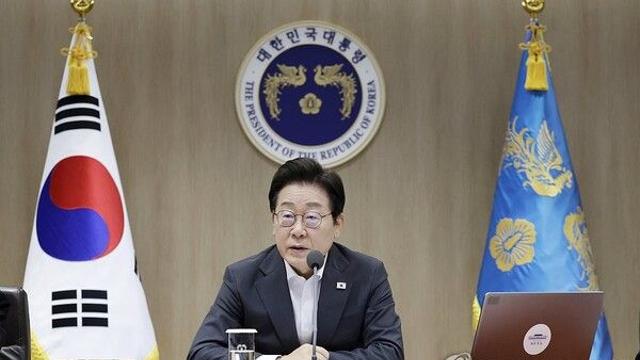 이재명 대통령, 소비쿠폰 발급과 함께 