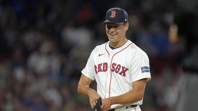 캔자스시티, ‘류현진과 한솥밥 먹었던’ 45세 베테랑 리치 힐 빅리그 등록 예고…MLB 역대 최다구단 출전 타이기록 눈앞