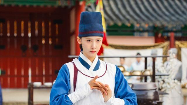 '폭군의 셰프' 임윤아, 수라간까지 진출했다…비장한 눈빛 포착