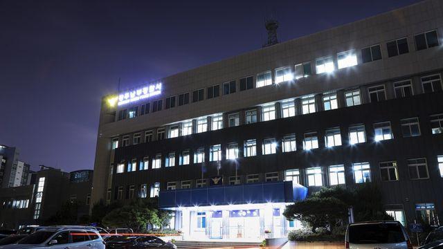 무면허 음주운전 40대, 갓길 주차 차량 3대 들이받아