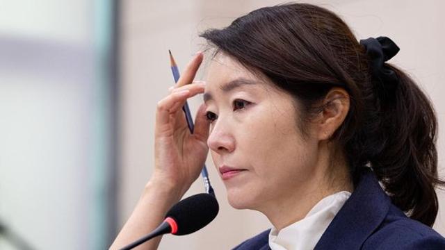 “강선우, 교수 시절 5주 무단 결강”… 수강생들 “장관 자격 없어”