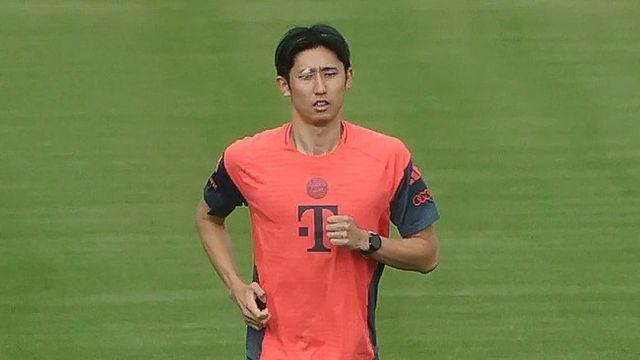 ‘김민재 경쟁자’ 일본 국대 DF 돌아온다…“부상 이후 첫 러닝, 얼마나 더 결장할지는 미지수”