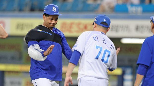 ‘3연승’ 삼성 박진만 감독 “가라비토가 최고의 피칭으로 승리를 이끌었다”