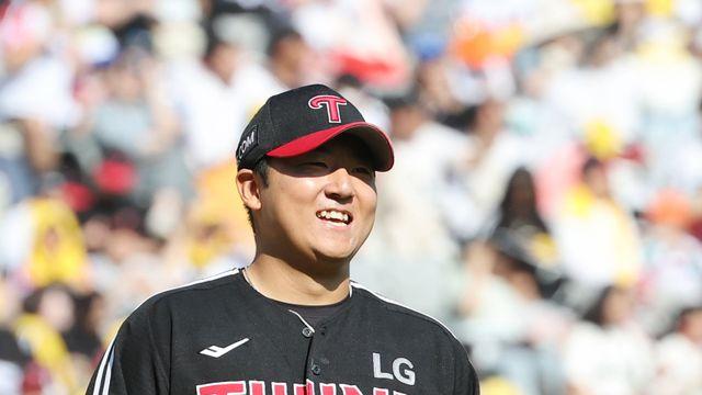 LG 송승기, 이정용·유영찬에게 
