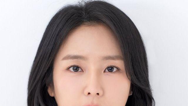 예원, 이제 배우 얼굴 나오네…새 프로필 공개