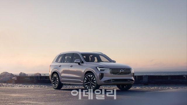 “제네시스 거기 서!”…엑셀 밟는 수입 프리미엄 SUV