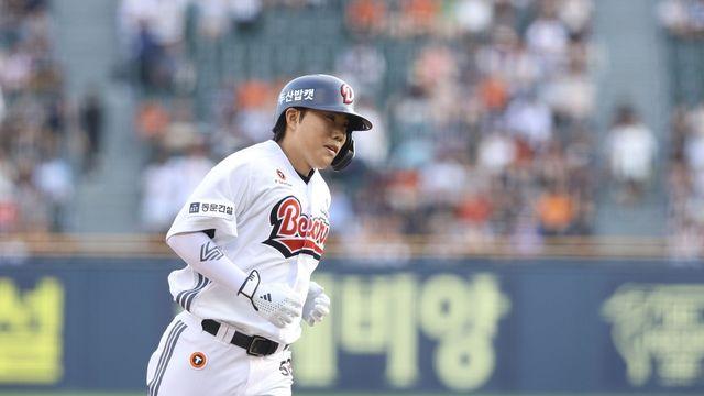 '쾅쾅쾅쾅쾅' 5홈런 폭발 두산, 10연승 달린 1위 한화 격침(종합)