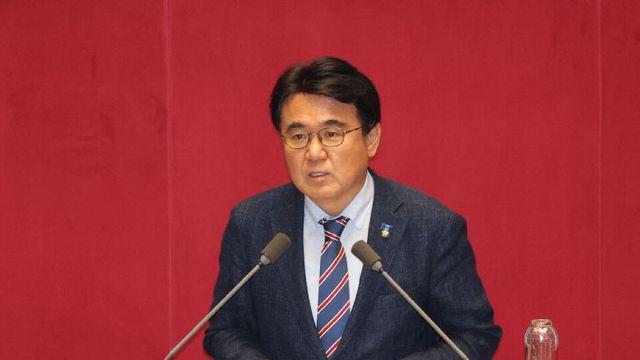 황운하 의원 “내년 6월 지방선거·개헌 국민투표 실시해야”