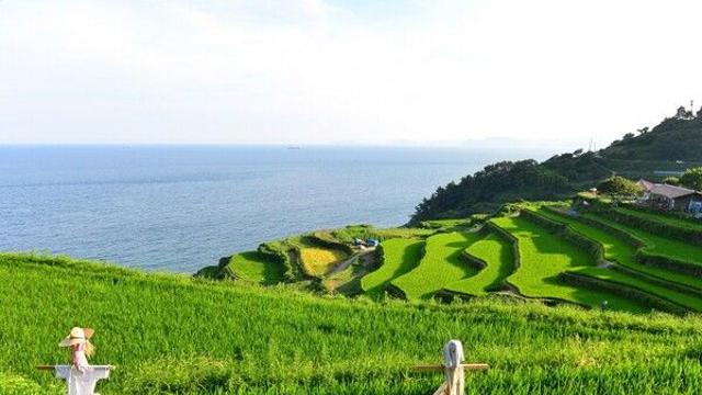 남해 가볼만한곳, 푸른 바다와 이국적인 마을이 어우러진 보물섬