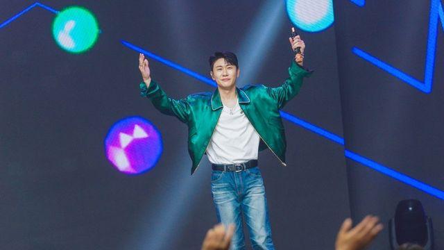 영탁×김연자, 트롯계 ‘어벤져스’ 결성…’흥뽕쇼’로 여름밤 점령