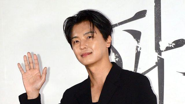 ‘뚜벅이 맛총사’ 제작진, 연우진 폭로…사건 전말은?