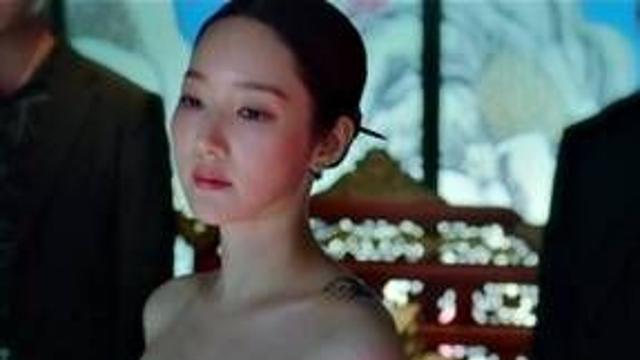 박민영, 쇄골 옆 문신 뭐야?…