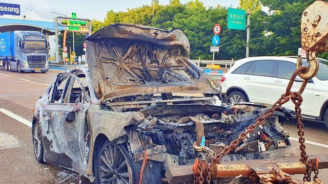 “35도부터는 차도 못 버텨”… 폭염 속 내 차, 관리는 무조건 이렇게!