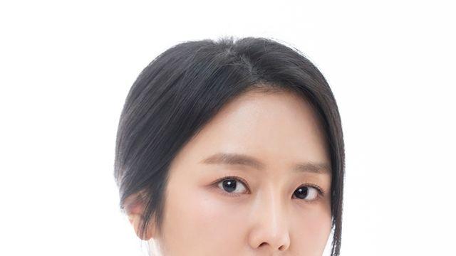 예원, '우아+시크' 감각적인 새 프로필 공개