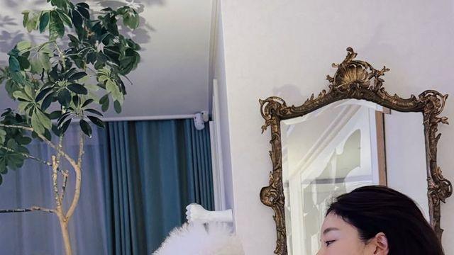 '패셔니스타' 기은세, 반려견 앞에서는 무장해제? 파자마 입고도 '화보 천재' 등극