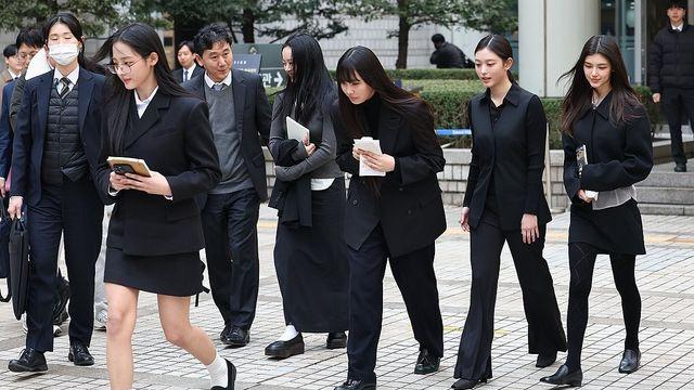 어도어-뉴진스 공방 끝날까…내달 조정 결론 시도·안되면 선고