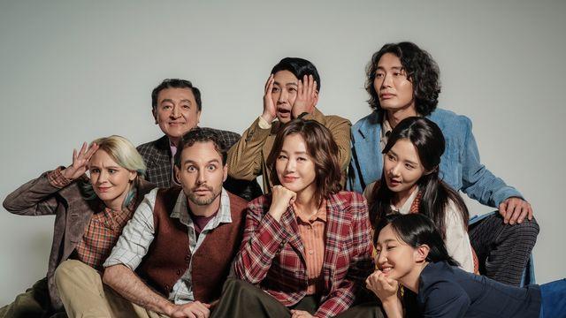 8명이 하나의 배역 연기하는 연극 '로제타'…김성령 출연